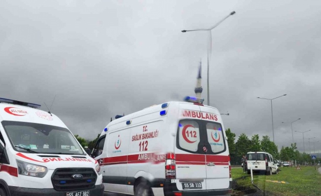 Samsun’da otomobile ile hafif ticari araç çarpıştı: 3 yaralı
