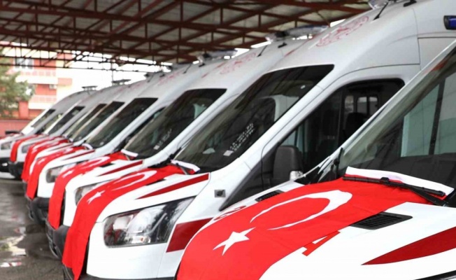5 yılda 600 bin vakaya ulaşan ambulans ekipleri her ay Türkiye’yi 34 kere turlayacak kadar yol yapıyor