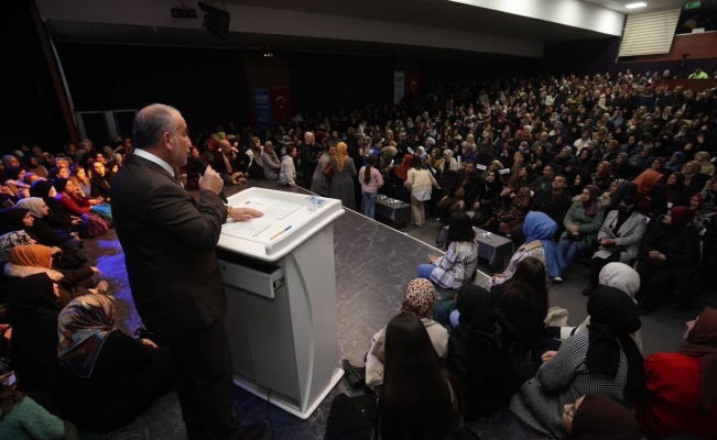 Canik’te “Siber Dünyada Kendimizi ve Vatanımızı Korumak Konferansı”