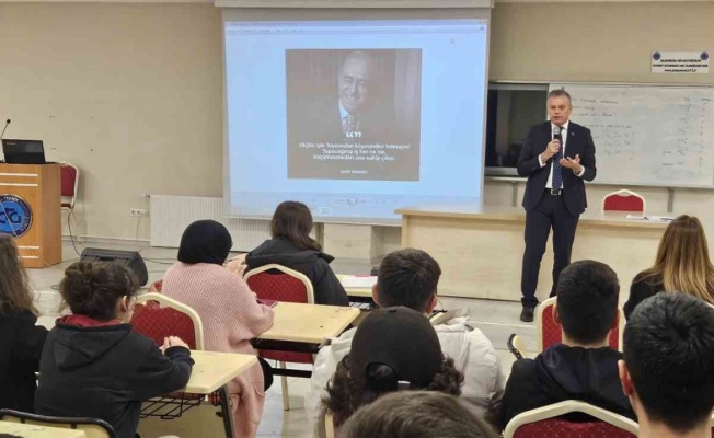 Öğrencilere “Girişimcilik Eğitimi”