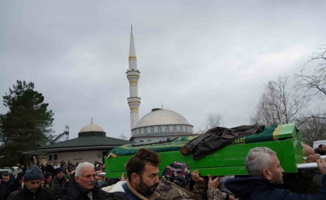 Samsun’da cansız bedeni bulunan balıkçı son yolculuğuna uğurlandı