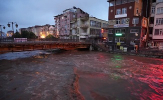 Bakan Yerlikaya: "Samsun’da 34 vatandaşımız güvenlikli alanlara tahliye edildi"