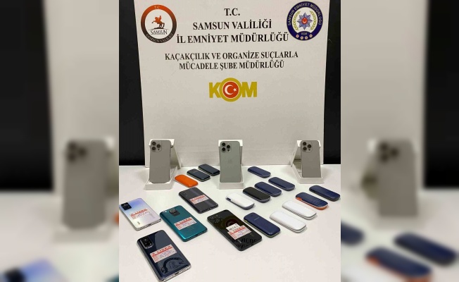 Kaçak cep telefonları ele geçirildi