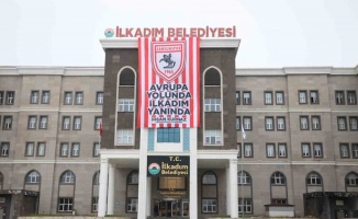 İlkadım’dan Samsunspor’a Avrupa yolunda bayraklı destek